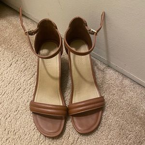 Kenneth Cole wedges shoes